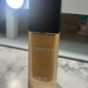 Dior Forever Matte Foundation - 2WP